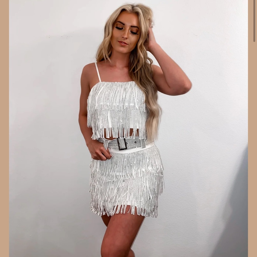 White Fringe Set